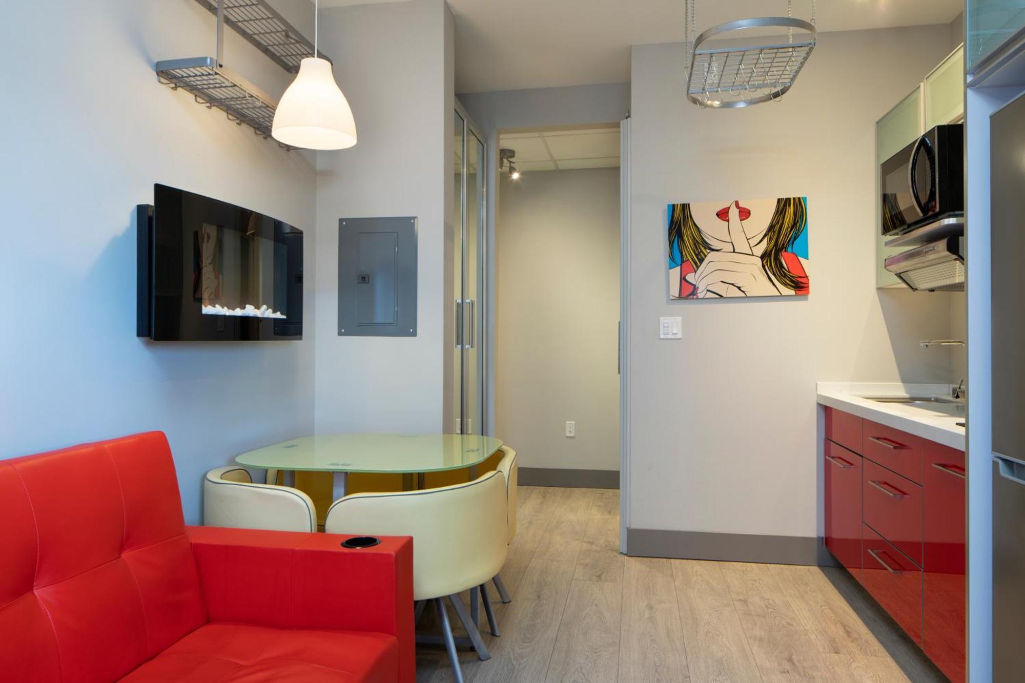 Micro Boutique Living Вулфвилл Номер фото